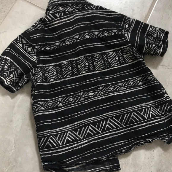 Crazy 8 button down - Picture 4 of 5